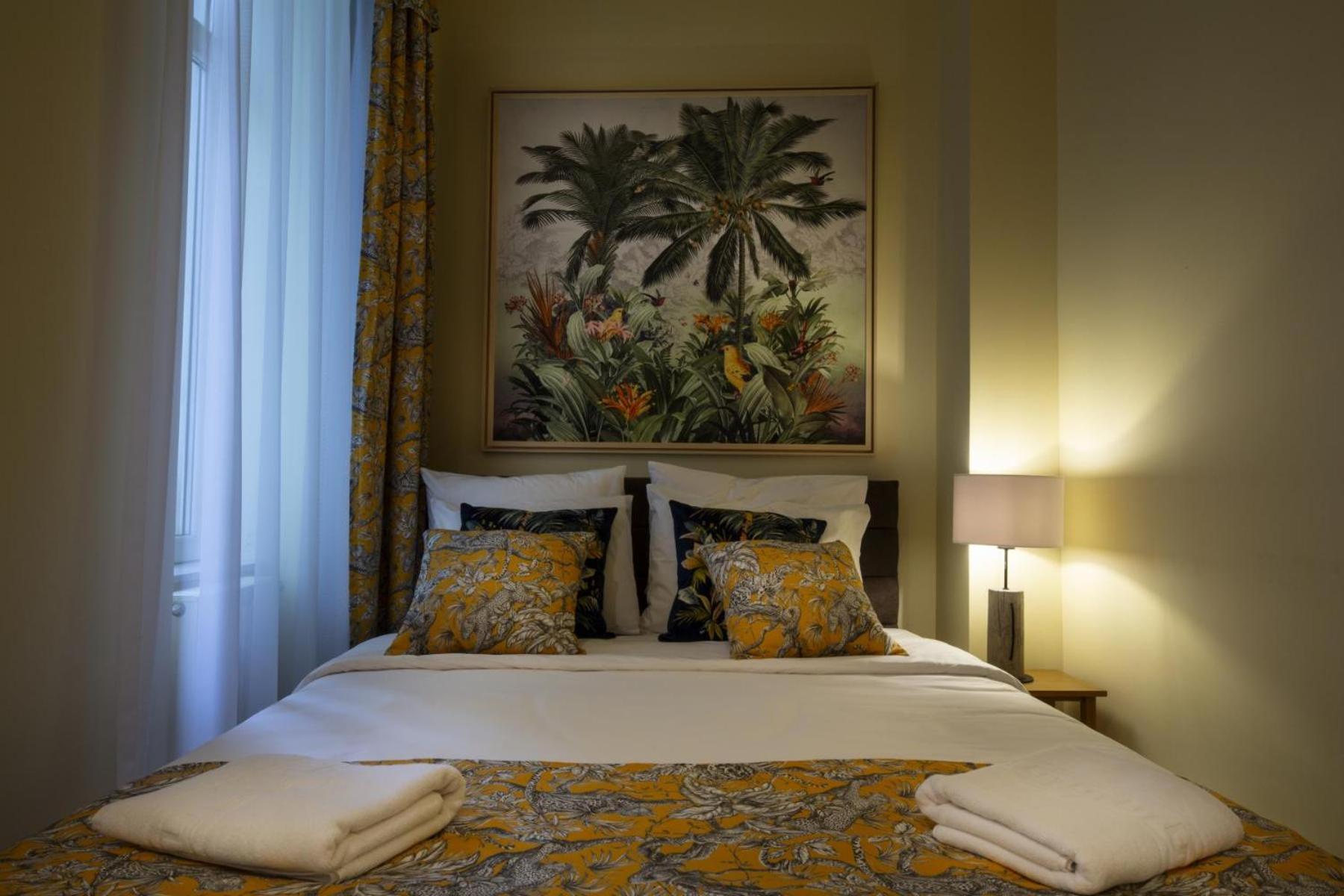 Rainforest Studio Downtown By Pretty Apartments Букурещ Екстериор снимка